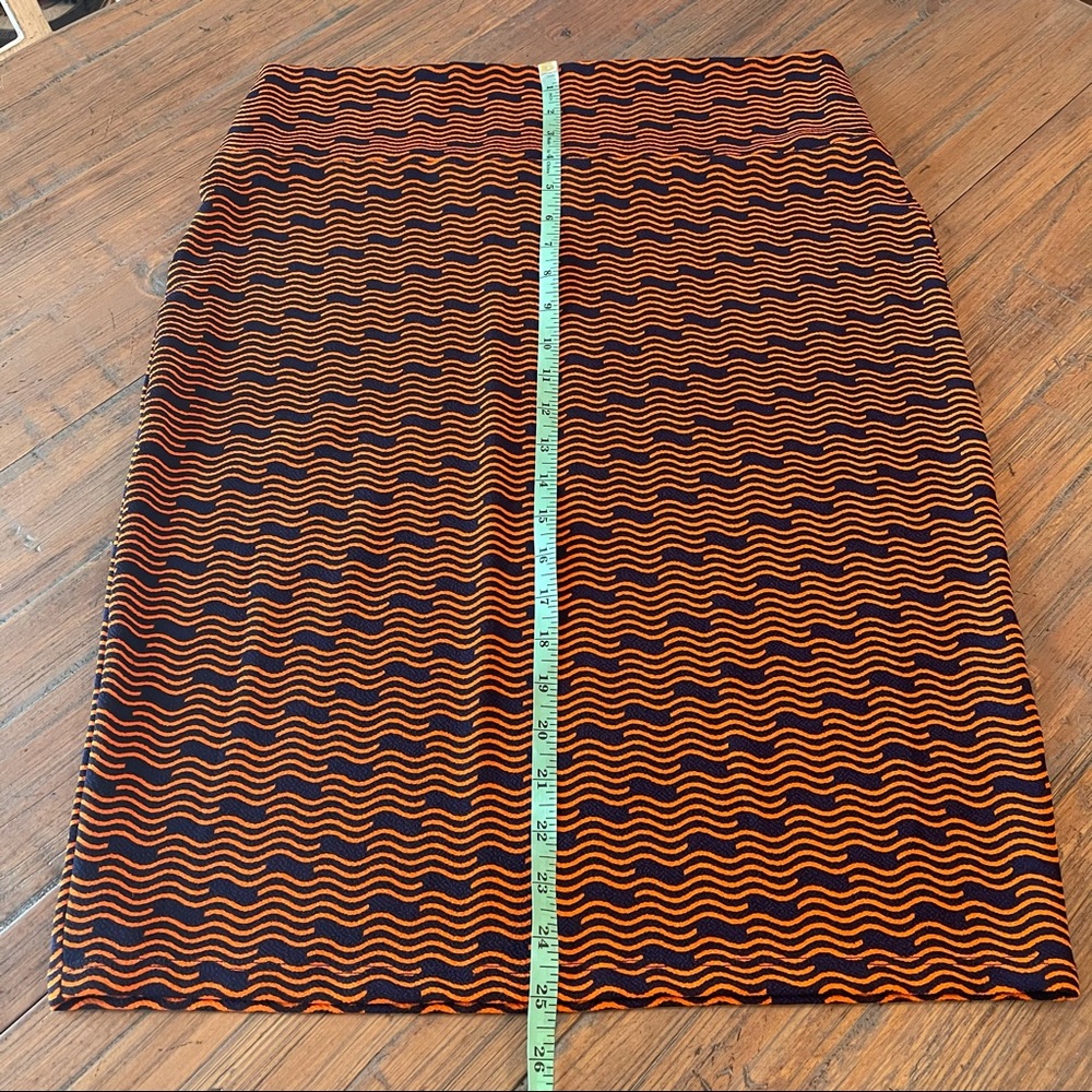 LuLaRoe XL Cassie skirt- navy blue & orange print - Picture 11 of 13